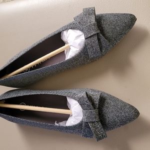 VIVAIA Rich Grey Bow Flats
